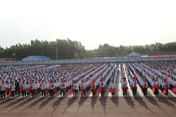 【校园风采】邹平一中举行 “校园十佳百优中学生”颁奖仪式