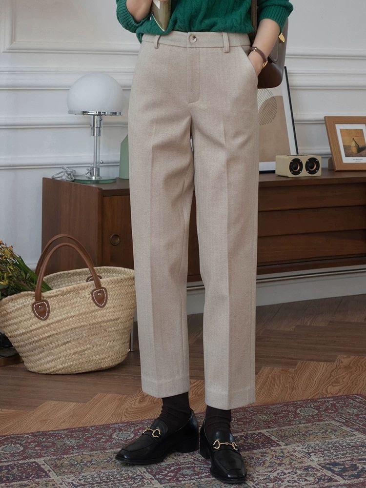 冬天|微胖女生冬天怎么选裤子?这几条裤子遮肉显瘦又百搭,冬天穿刚好