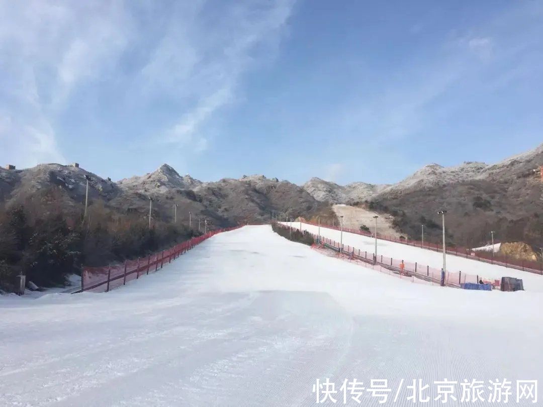 滑雪者|京城雪场推荐｜在香槟泡沫般的雪道上感受肾上腺素的飙升吧～