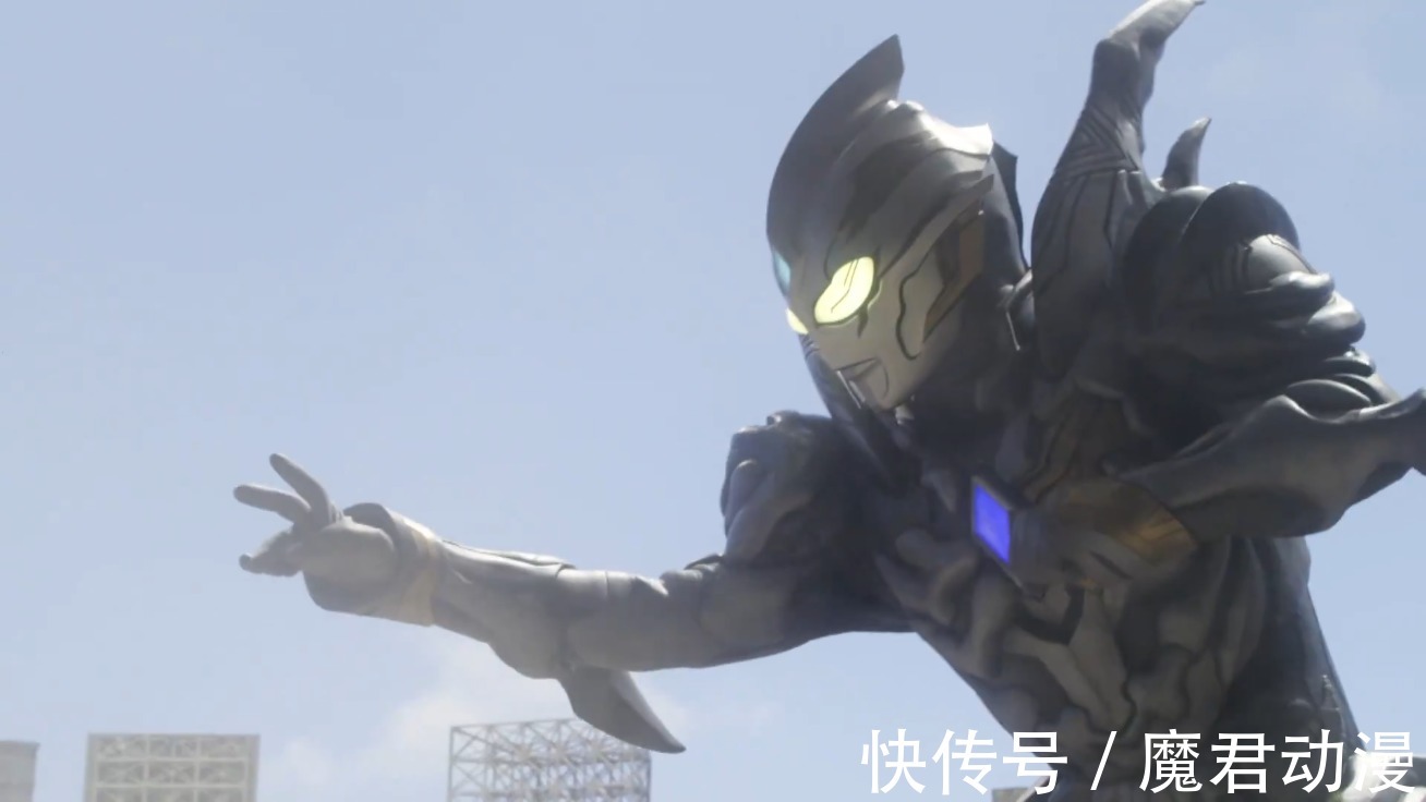 |讲个笑话,特利迦奥特曼的副奥居然也是特利迦!一个不哭一个要笑