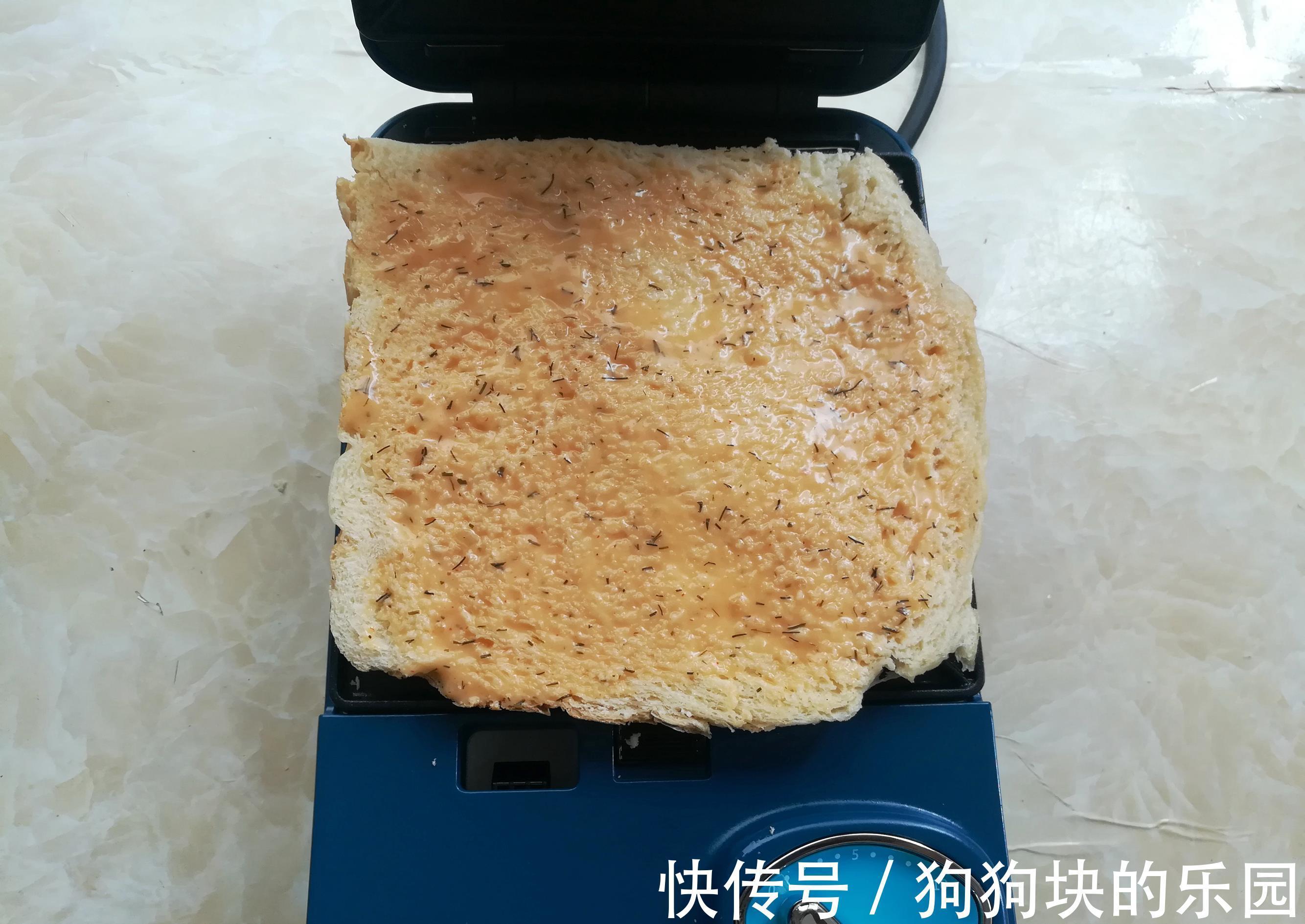 早餐|9岁儿子第一次做黑暗料理早餐,发到朋友圈,同学家长纷纷点赞