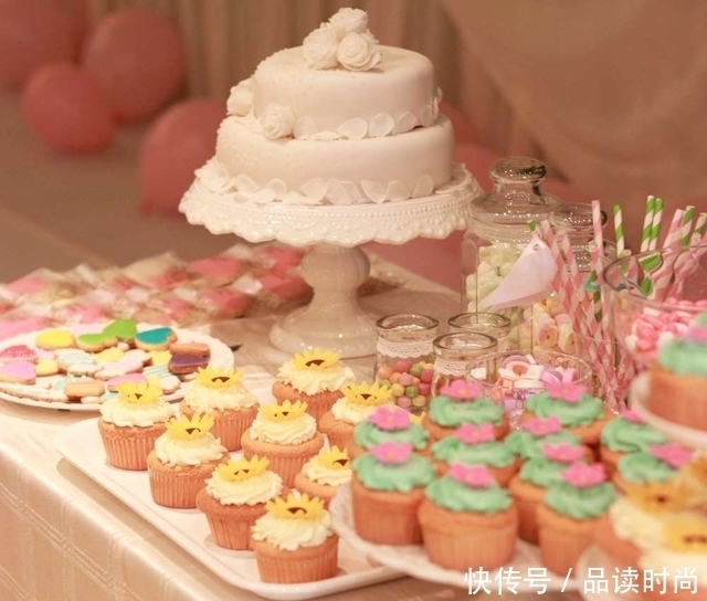 甜品|多层蛋糕已经不流行了,现在流行的是甜品台!庆典节日都能HOLD住