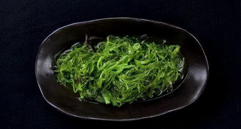 裙带菜|一碗顶8杯奶!妈妈都在给宝宝吃,口口都是钙和锌,孩子吃光了