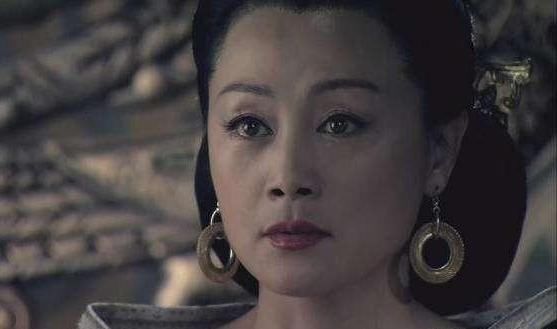 刘邦|吕后情夫审食其，能搞定第一夫人，八面玲珑，却为何惨遭锤杀？