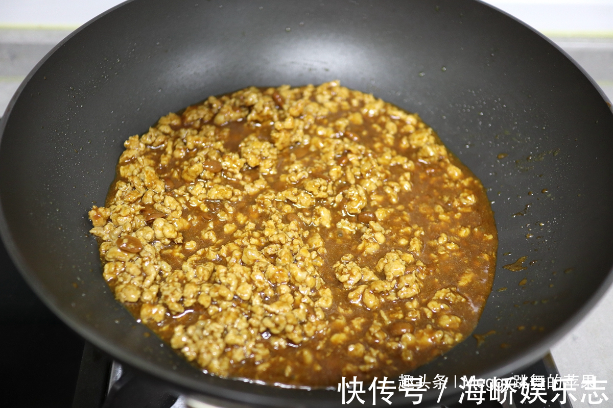 太香|茄子馅的饺子给肉都不换，酱香浓郁太香啦，一顿吃30个小意思