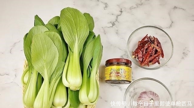 腌现|小雪后,腌“寒菜”用此菜正合适,现腌现吃,隔三差五做也吃不烦