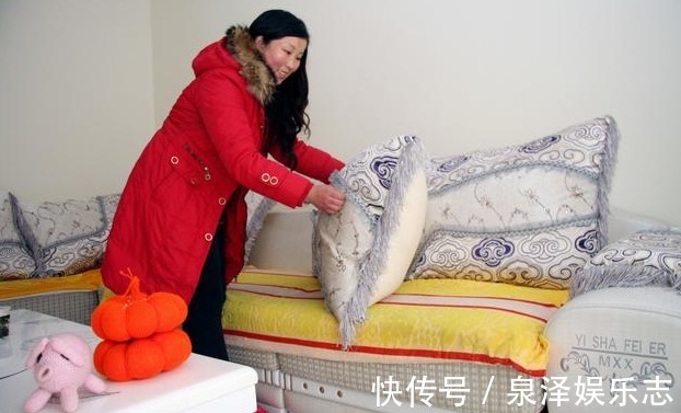 新房|故事2014年她把唯一房子卖掉,无处可去,2017年她白捡一套新房