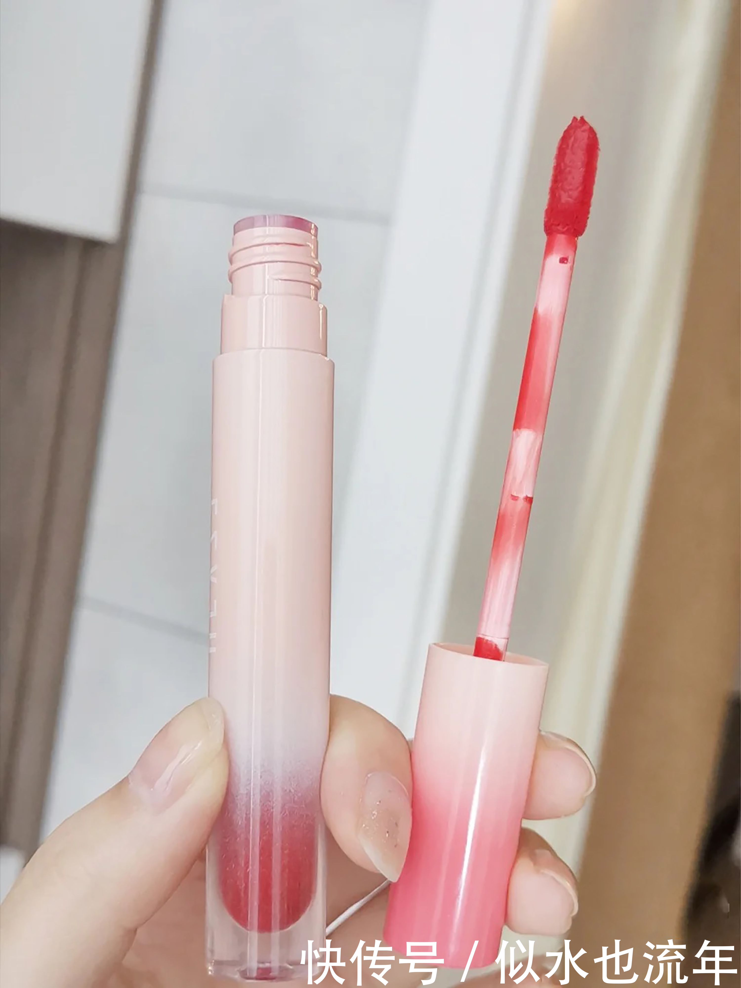 哑光感|这些口红色号充满高级感，超显白显气质，让你在职场独领风骚