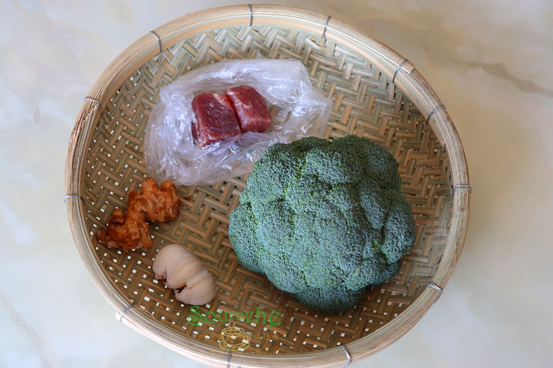 牛肉|牛肉和西兰花天生一对,牛肉鲜嫩,西兰花翠绿,脆嫩爽口营养高