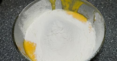 枣子|不用烤箱就可制作好吃的早餐蛋糕,简单轻松,直接告别喝粥式早餐