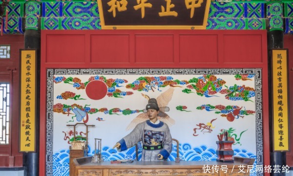 “一代做官九代绝,一家发财九家贫”,啥意思?值得深思!