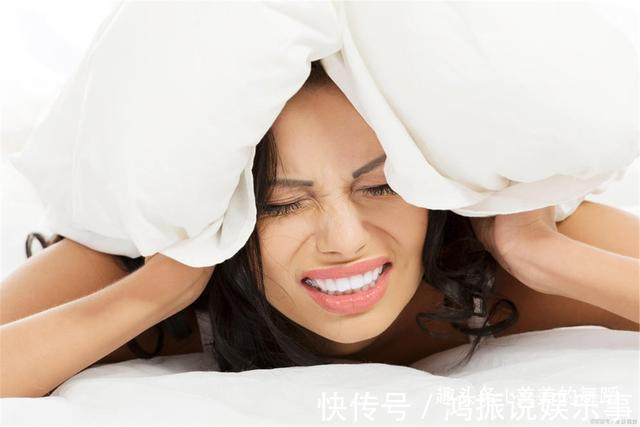 骨质疏松症|女性绝经前的5种迹象,若在49岁左右显露,偷着乐吧,身体很健康