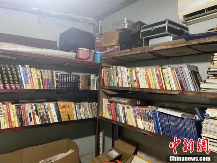 图为刘阿楠|收废品的“段子手”：每天有几万人看他捡了啥宝贝