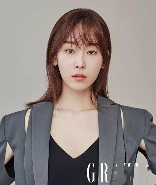 发量多？正好试试这款发型