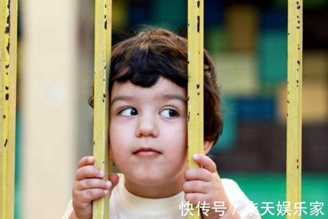 男孩子|男孩弱化成趋势,问题可能出在妈妈身上,别把“三大教育”当法则