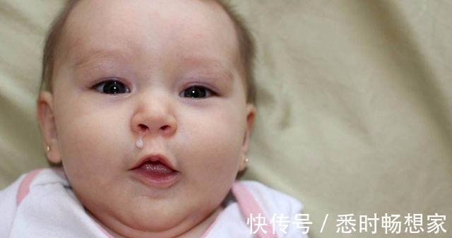 体质|孩子体质太差换季就生病,宝妈别光摸手了,宝宝这两个部位最怕冷