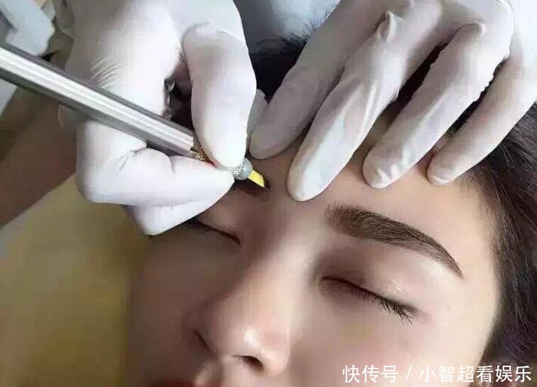 既然纹眉好处这么多,为何纹绣师自己却不弄?专业人士说漏了嘴