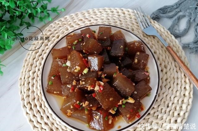 天热,我家这菜一周吃6次,冷热均可,Q弹劲道,怎么吃都不腻