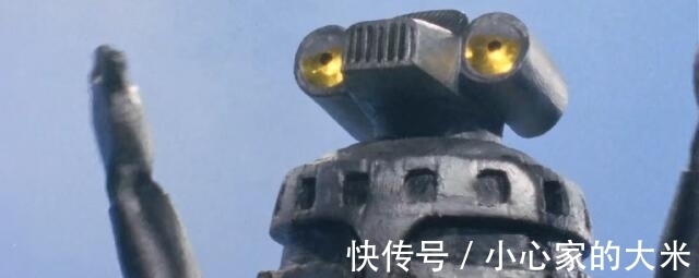 賽文|奧特曼：賽文加格斗的隱藏劇情，雷歐劇組登場，雙截棍將回憶拉滿