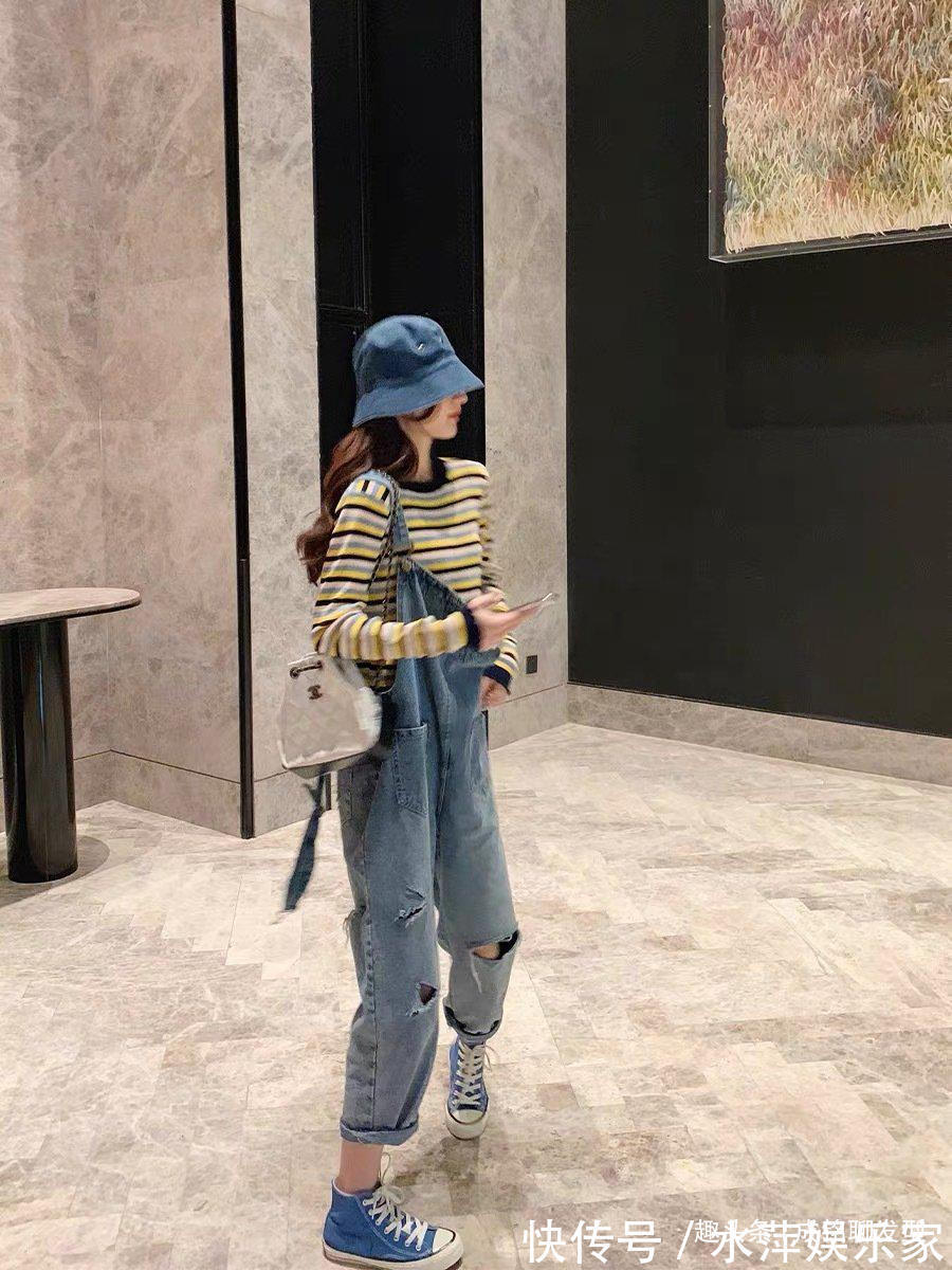 小姐姐 人手一件的牛仔裤这样穿,减龄瘦身又显身材,无抗拒力的时尚单品