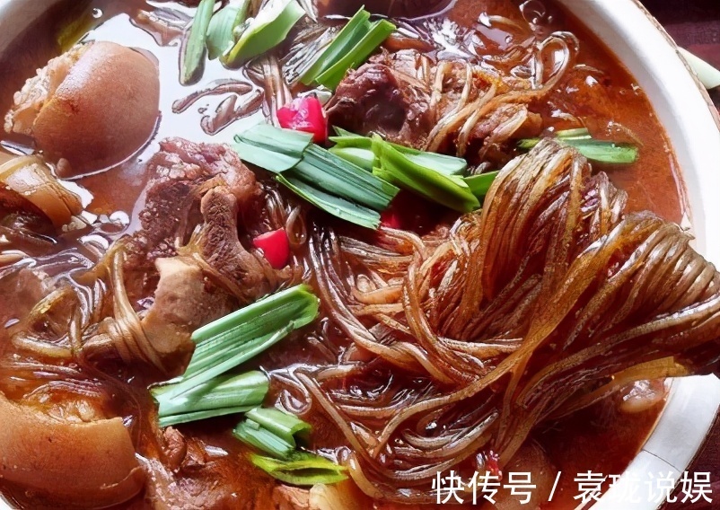 老姜|入冬，两样食材是绝配，炖上一锅，一边吃肉一边嗦粉，太香了