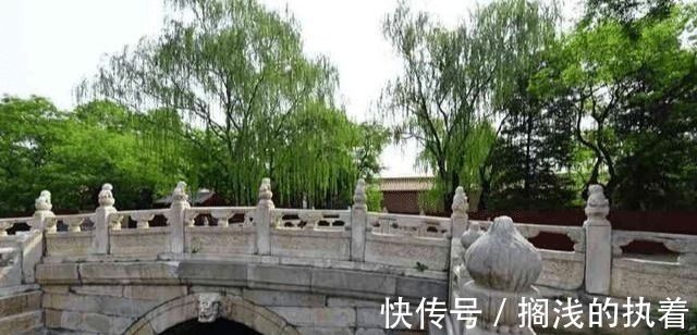 奕维@故宫的石狮子,自古以来无人敢摸,其背后真相让人惊悚!