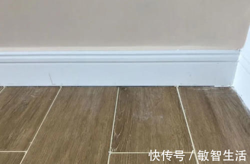 装修|踢脚线怎样铺贴更好看?家里装修时,这些有关踢脚线的问题要注意!