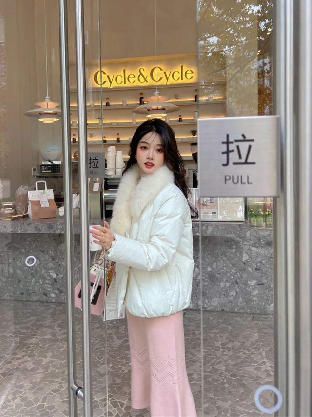 女人味|天冷了,穿“羽绒服”再也不会臃肿,还很温暖,学这些技巧就够了