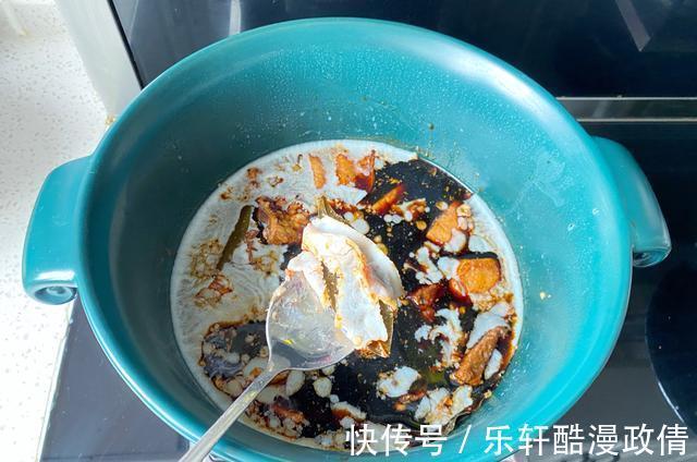 卤五花肉的家常做法,猪皮入口即化肥而不腻,用来做肉夹馍太香了