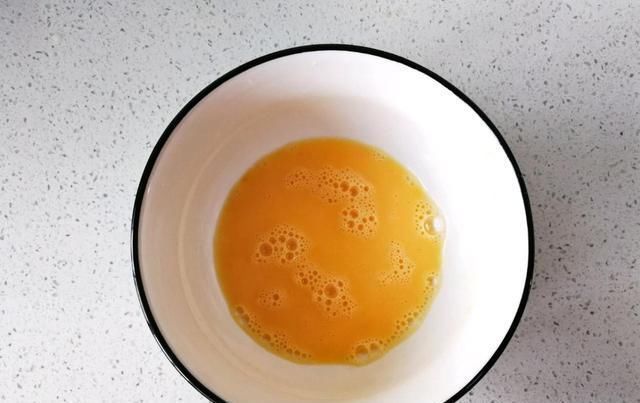 一觉|失眠最怕吃此菜,每天炒一盘,补脑益智,养心安神,一觉睡到天亮