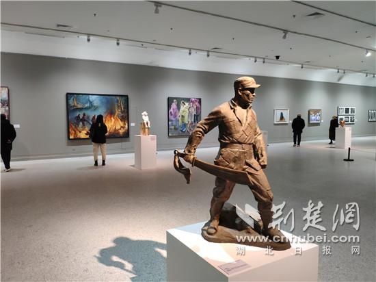  通讯员供图|“第二批湖北省美术人才培养工程2020百人美术作品展”开展