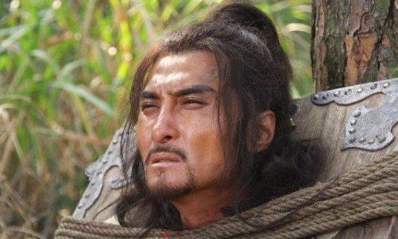 英雄人物&《水浒传》中若干英雄人物,能单挑胜过豹子头林冲的人都有谁