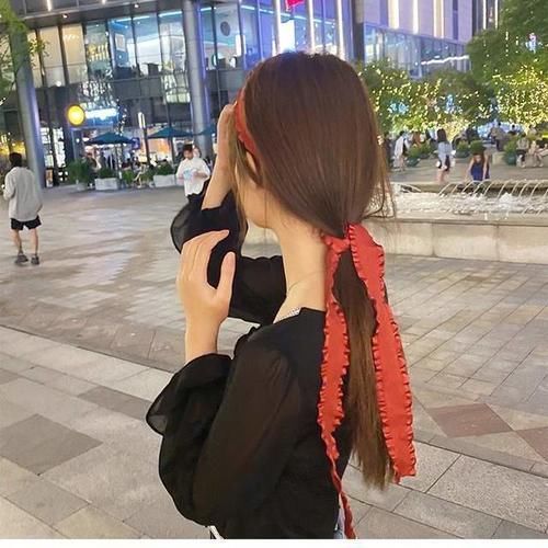 蕾丝|女人上班不要总披着头发,没精神没气质,这么扎难道不香吗