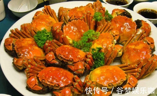 食物|螃蟹是很多沿海地区都会吃的一种食物，那么孕妈妈们可以吃吗！