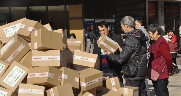快递公司|村镇快递店转让费8万，一年赚多少老板保本就不错了