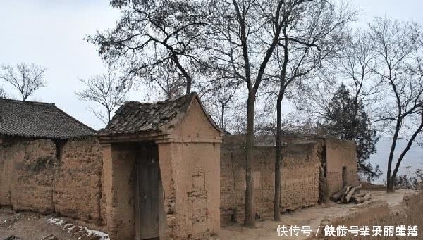 专家|农村人常说“盖房不留后窗”,这三个理由很充分,专家都反驳不了