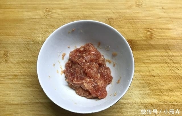 茄子别再油焖了,教你新吃法,不炒不炸,开胃下饭,百吃不腻