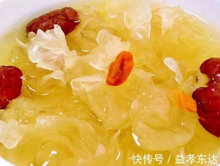 桂圆红枣|银耳和此物搭配,女性常吃保护眼睛,排出肠道毒素,身体更健康