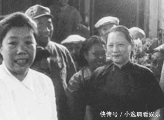 唯独跟此人合影, 宋庆龄一脸的鄙夷和不屑