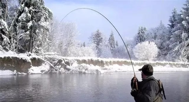 冬季哪些天气能钓鱼,哪些天气钓不到鱼?简单2点,让你收获满满