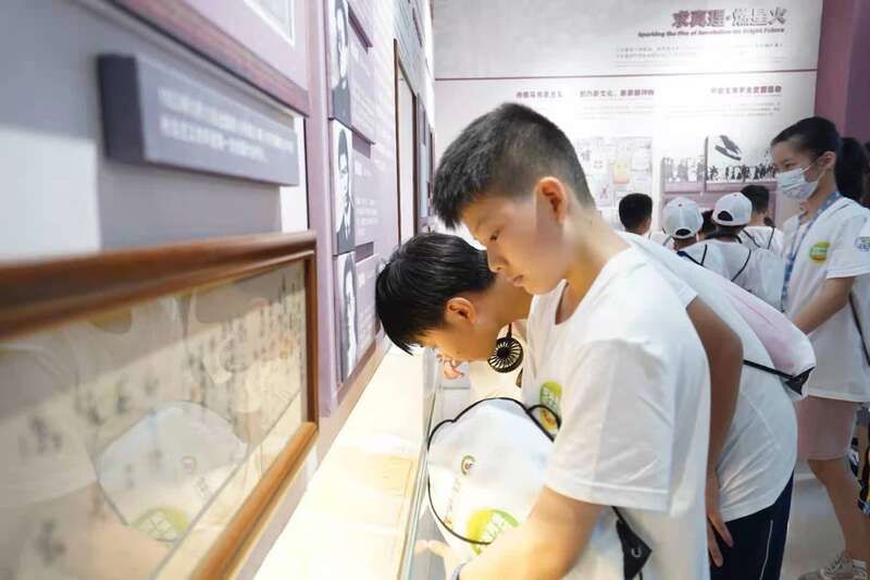 强国|强国有我！钟南山寄语一线医务人员子女