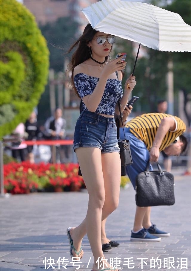 墨镜|街拍,美女戴墨镜太帅了