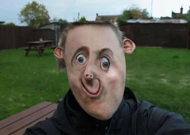 老爸Tom|设计师老爸将孩子的画P图再现,鼓励孩子继续发挥创造力