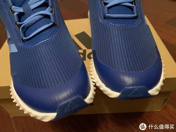 阿迪 耐脏又实惠的adidas G27156童鞋