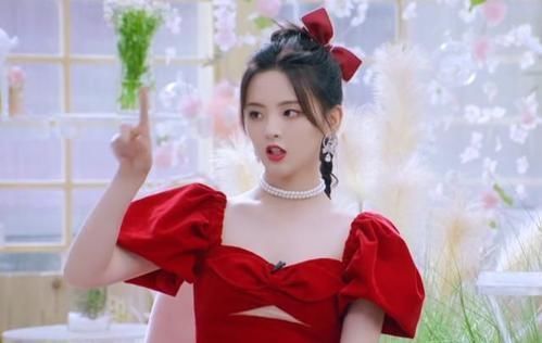 头发|研究发现很多明星级大美人从来不染黄毛等系列的浅发色,这是为啥?