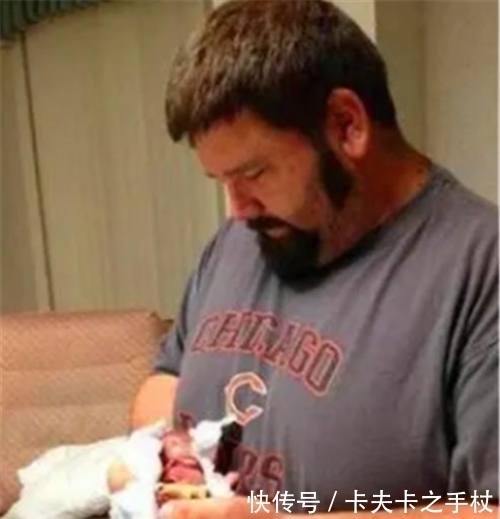 巨大儿|美国一女婴,出生时仅25厘米,体重280克,15年过去美的移不开眼