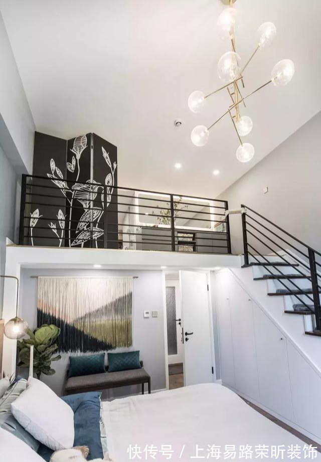 空间|冷感装修为什么这么火?有人说,这与当下盛行的颓废美有关