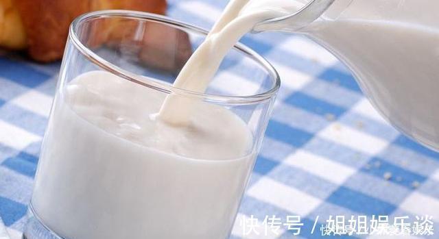 妙招|牛奶加上常见的“它”敷脸,不出15天淡斑又嫩肤,色斑妹子的福音