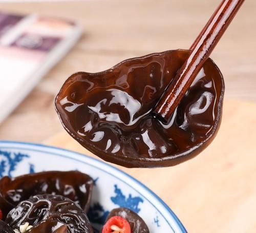 排毒养颜|女人常吃几样碱性食物,刮油排毒,气色好,妇科炎症不来找