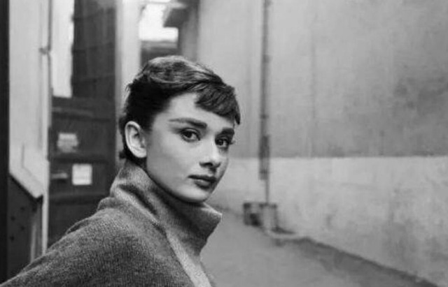 逆龄 “最年轻丈母娘”走红,新郎成人生赢家,新娘却全程尴尬